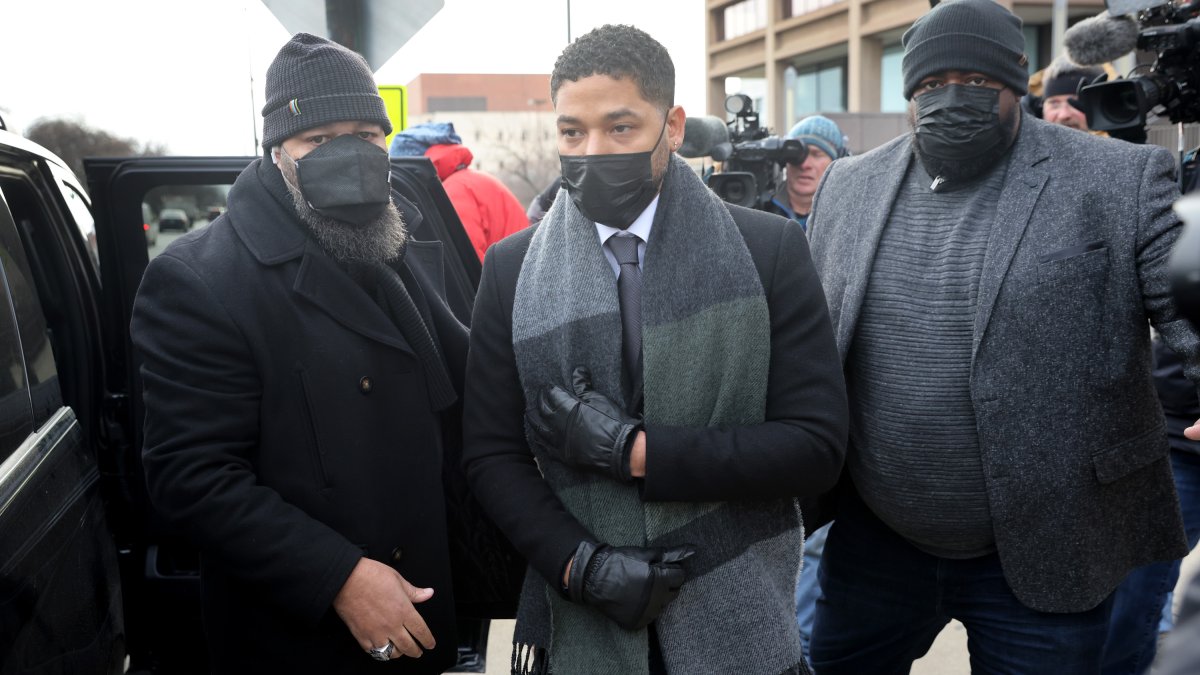 Jurado comienza a deliberar en juicio contra actor Jussie Smollett