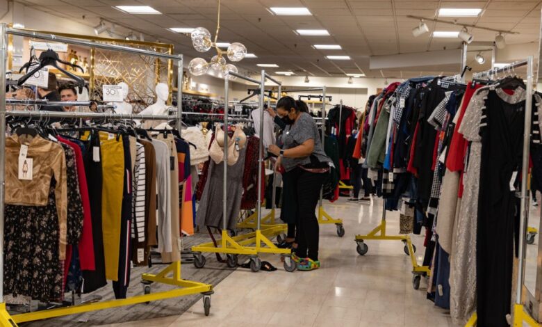 Suben los precios y la inflación trepa al índice más alto desde 1982 en EEUU
