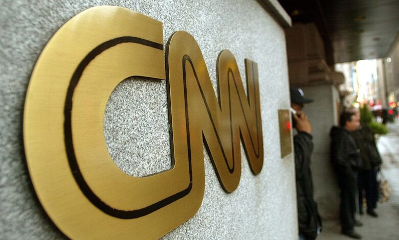 Productor de CNN pagó a una madre para “entrenar” sexualmente a su hija