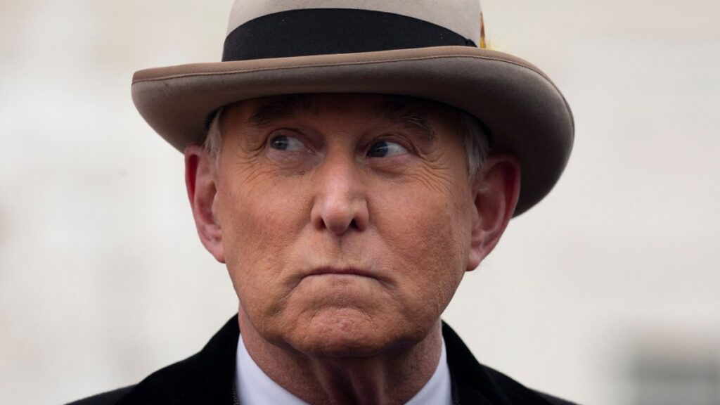 Exasesor de Trump comparece ante el comité del 6 de enero y se ampara en la Quinta Enmienda