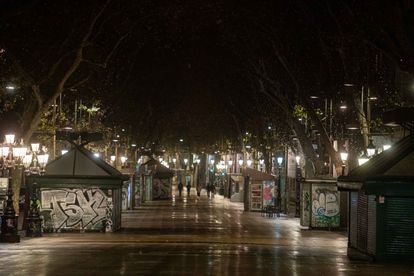 La Rambla de Barcelona, la pasada Nochebuena tras el toque de queda.