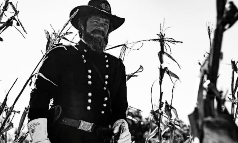 1883: Tom Hanks es un general en la nueva imagen del programa de precuela de Yellowstone