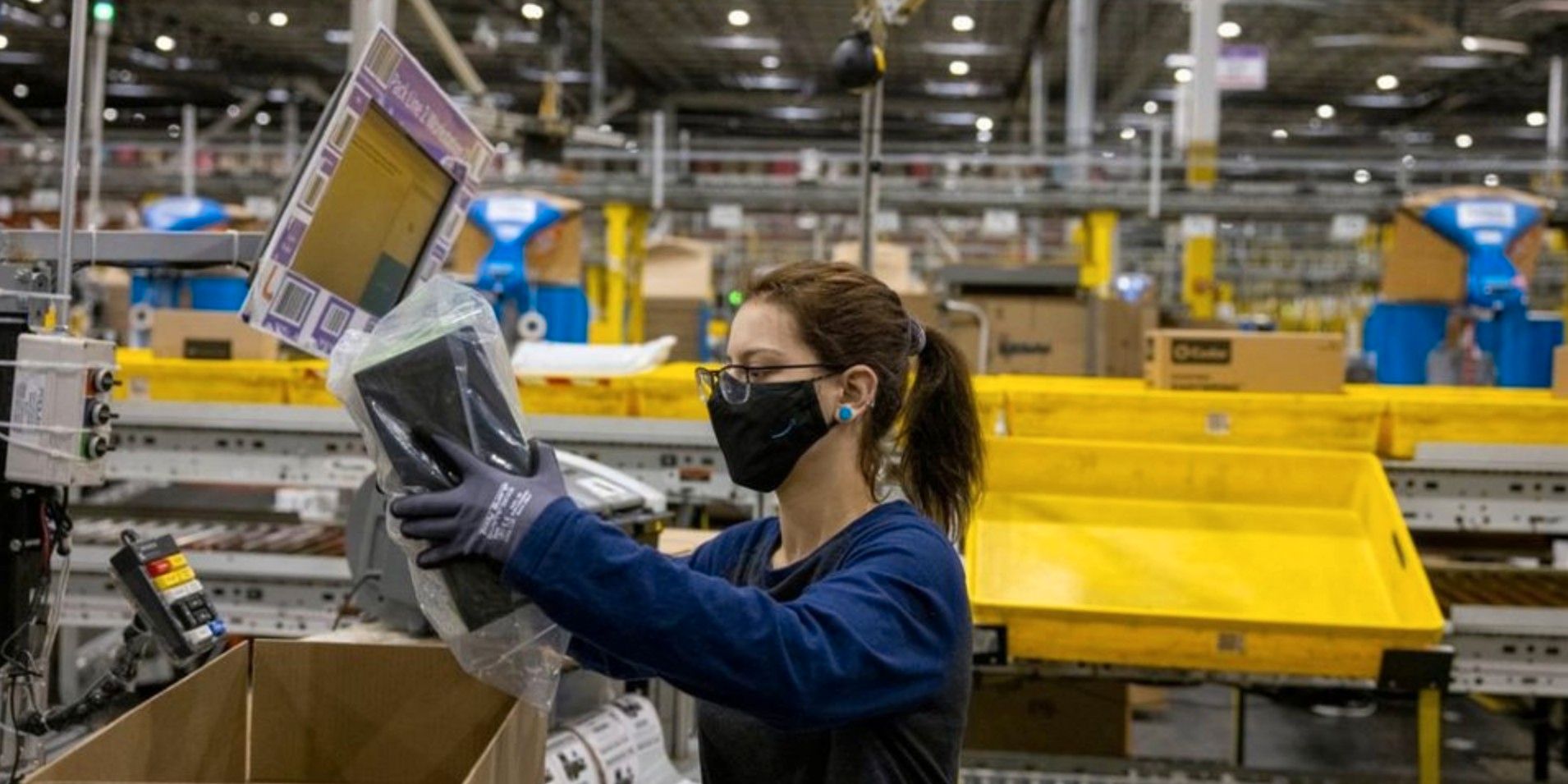 Amazon aumentó la contaminación por plástico en un 29 por ciento en 2020, afirman los investigadores