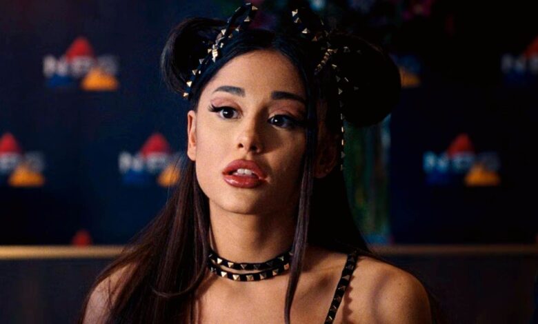 Ariana Grande improvisó la letra de Don't Look Up Song