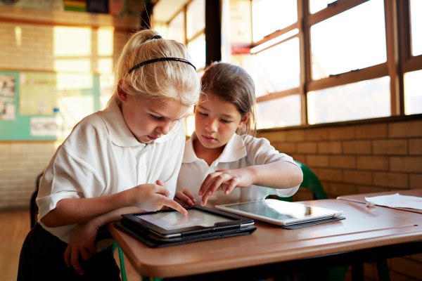 Bark aporta $ 9 millones para ayudar a los padres a rastrear la actividad en línea de sus hijos