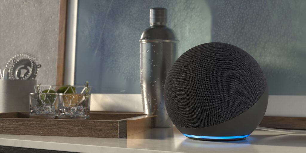 Cómo restablecer de fábrica los altavoces y pantallas Amazon Echo