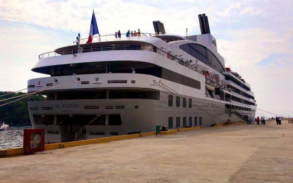 Cruceros con contagiados de Covid-19 podrán desembarcar en México