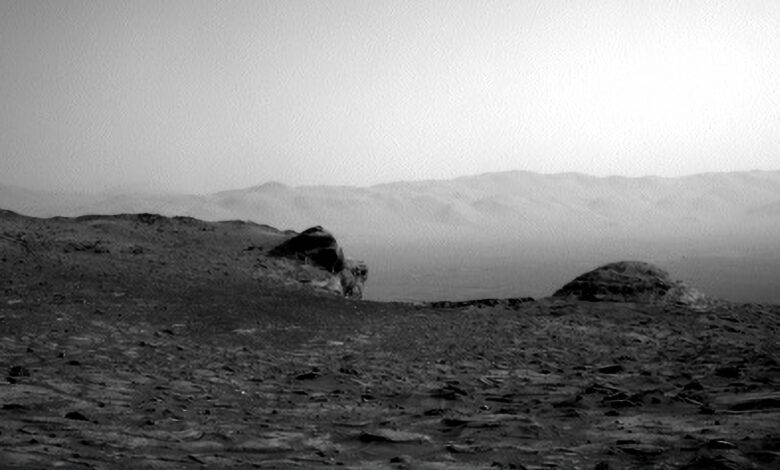Curiosity acaba de enviar dos increíbles fotos de Marte que no querrá perderse