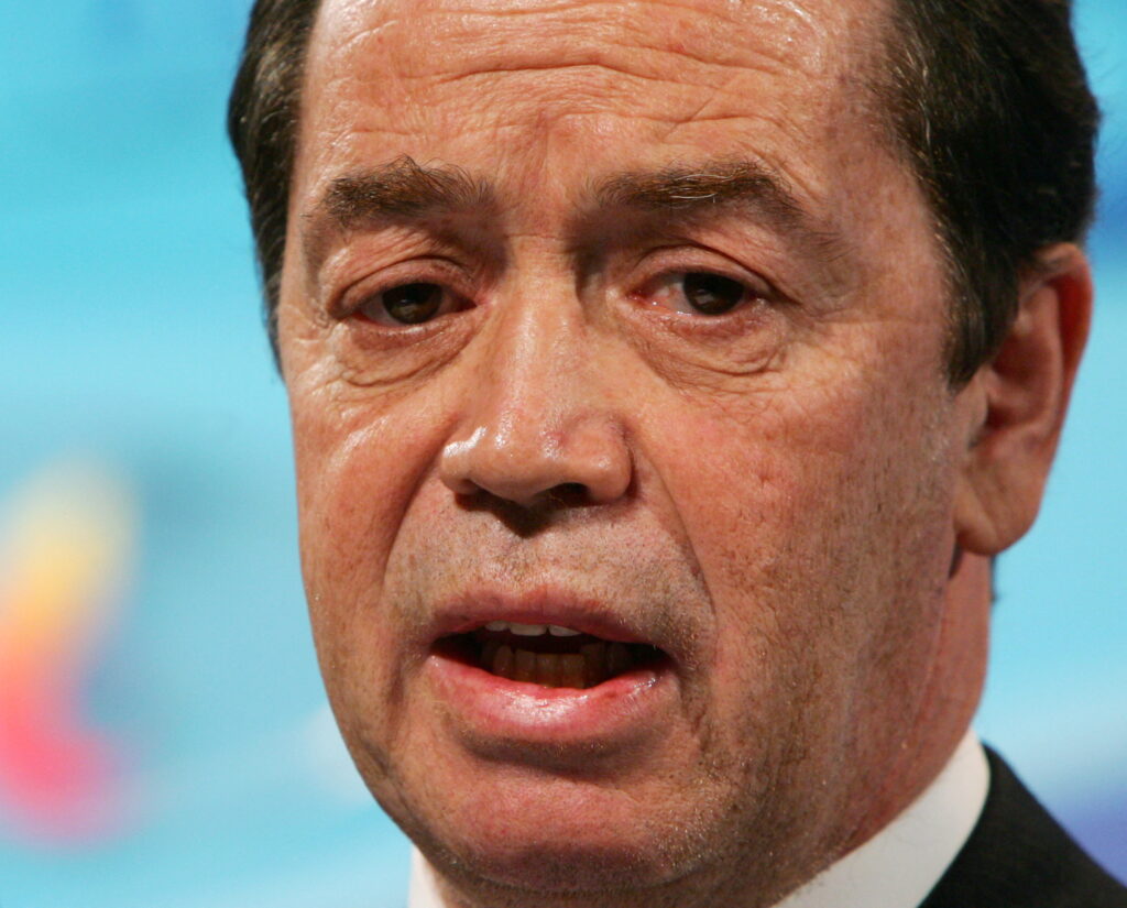 Detenido en Lisboa el ex ministro de Economía e Innovación de Sócrates para evitar una fuga