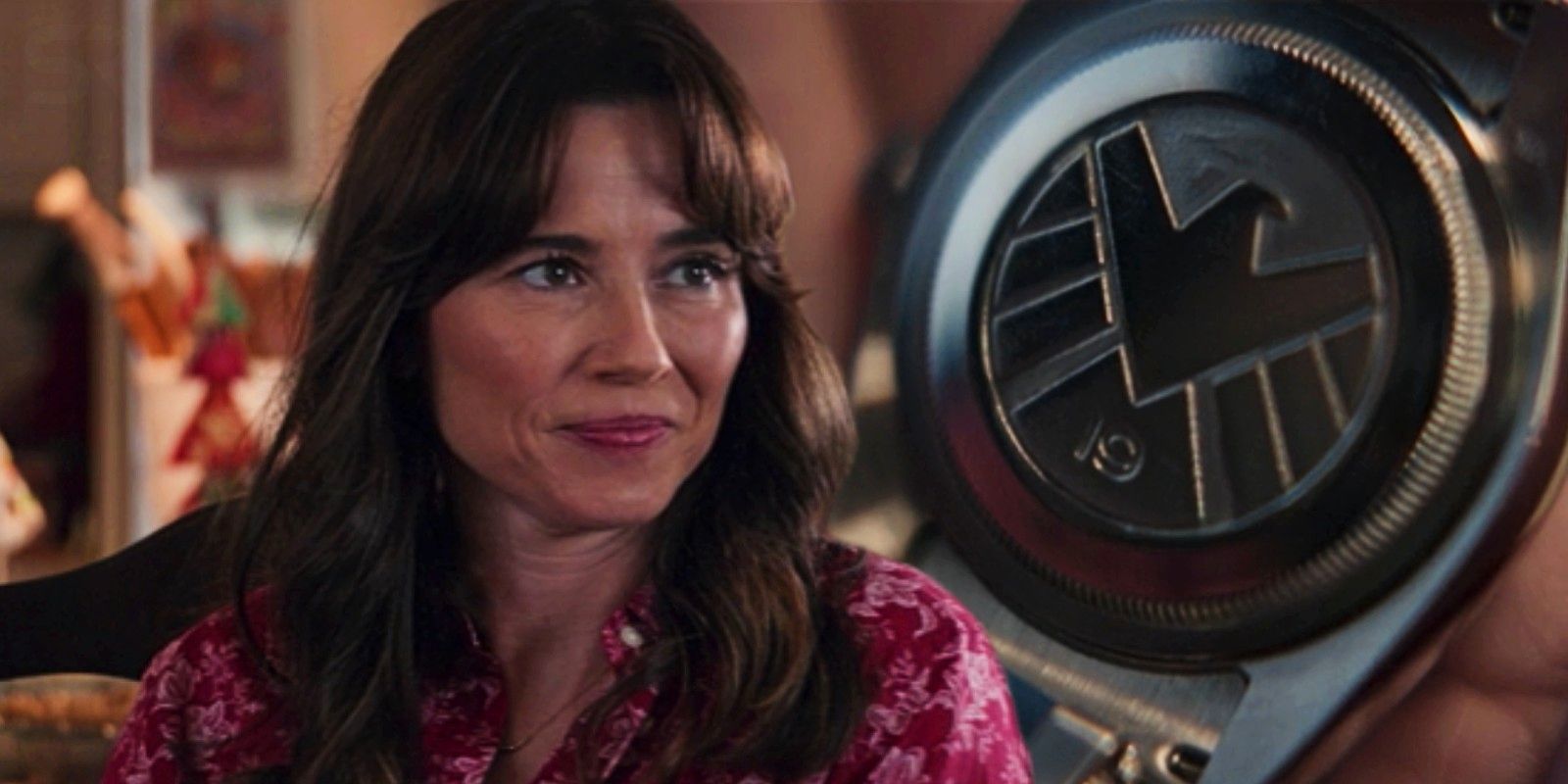 El director de Hawkeye quiere más de Laura Barton después de SHIELD Reveal