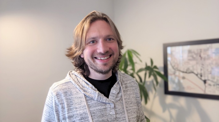 El director ejecutivo de Draft.dev, Karl Hughes, sobre la importancia de utilizar expertos en marketing para desarrolladores