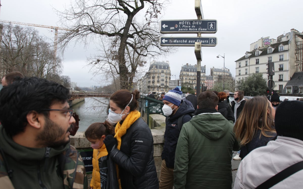 Francia registra nuevo récord diario de casos Covid-19