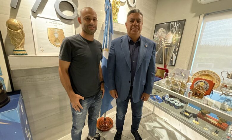 Javier Mascherano debuta como director técnico con la Sub-20 de Argentina