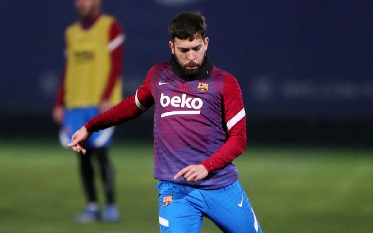 Jordi Alba, otra baja del Barcelona por Covid-19 | Tuit