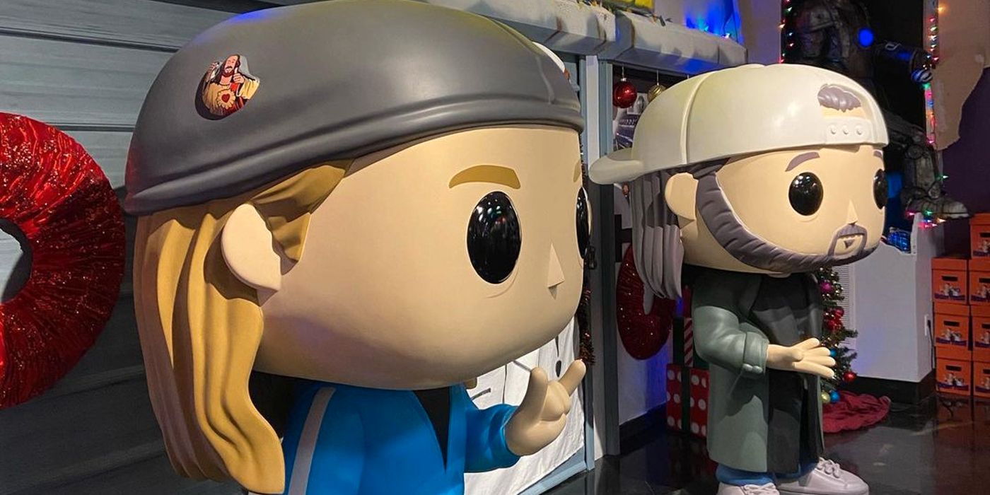 Kevin Smith muestra a Jay & Silent Bob Funko Pops de tamaño natural en un nuevo video