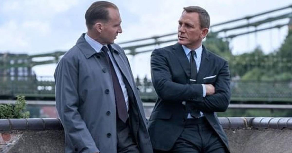 La estrella de James Bond luchó por convertir a M en un villano en Spectre