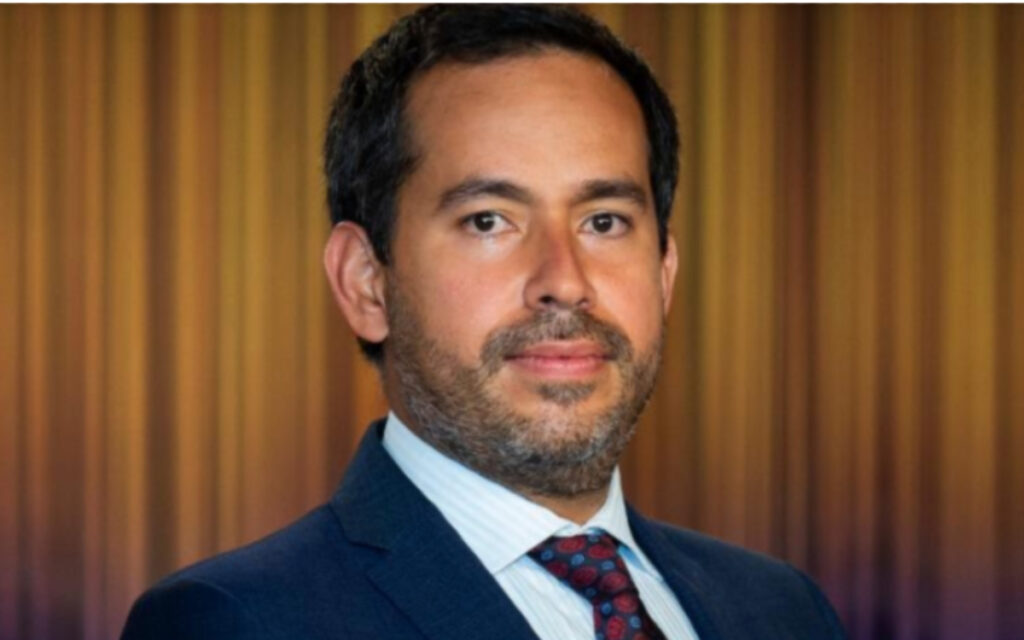 Las facturas a nombre del director de Impuestos y Aduanas Nacionales de Colombia | Lo mejor de 2021