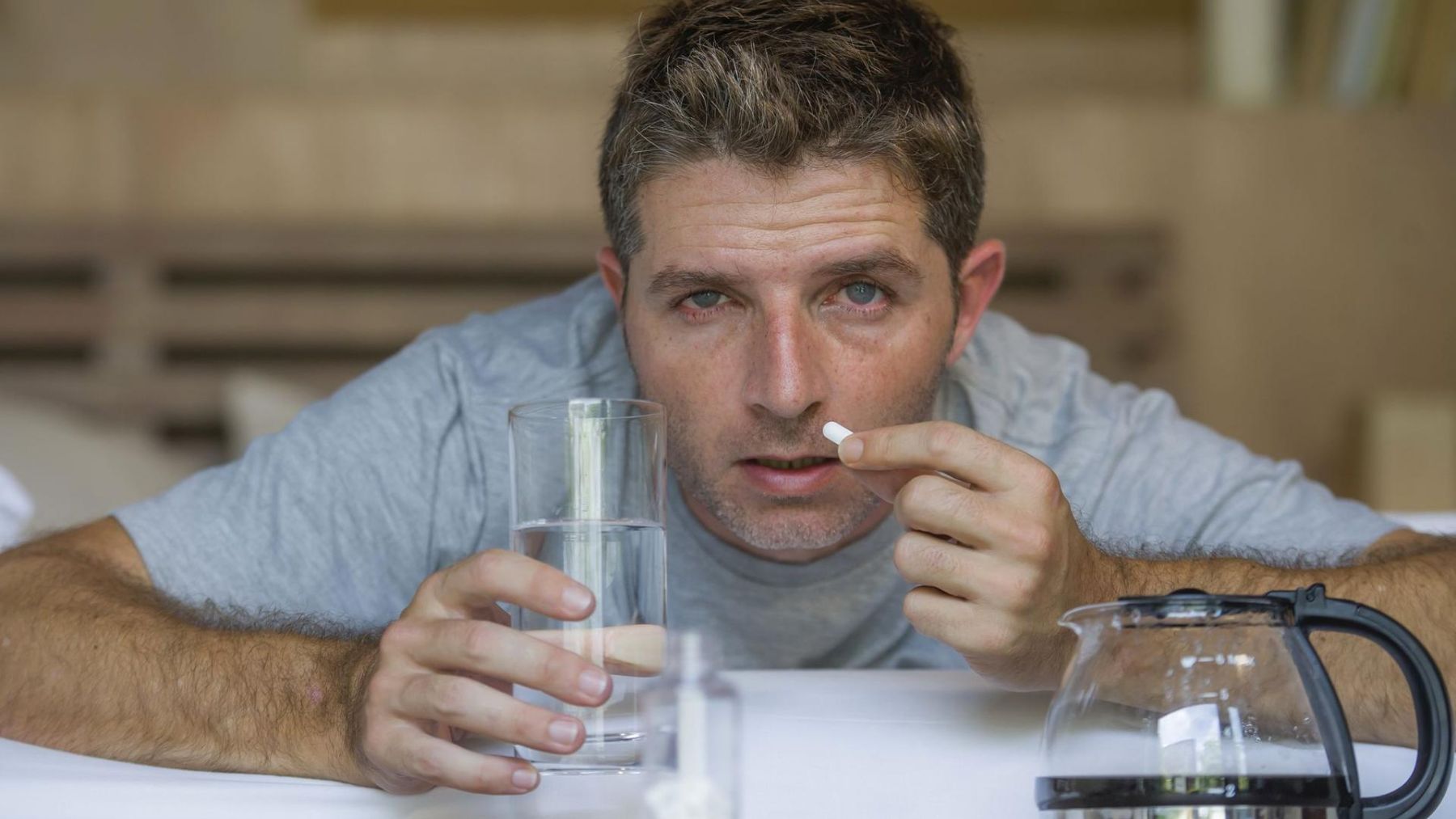 Las pastillas que te pueden ayudar a combatir la resaca