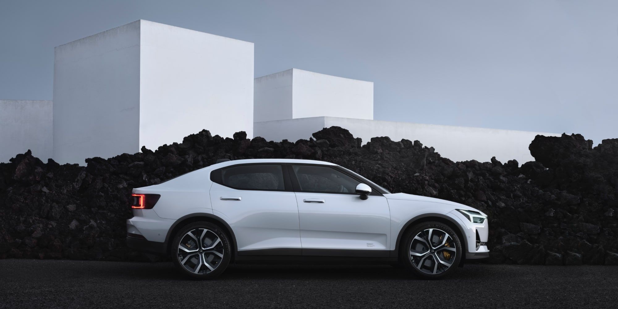 Los Teslas ya no son los únicos coches que incluyen un navegador web