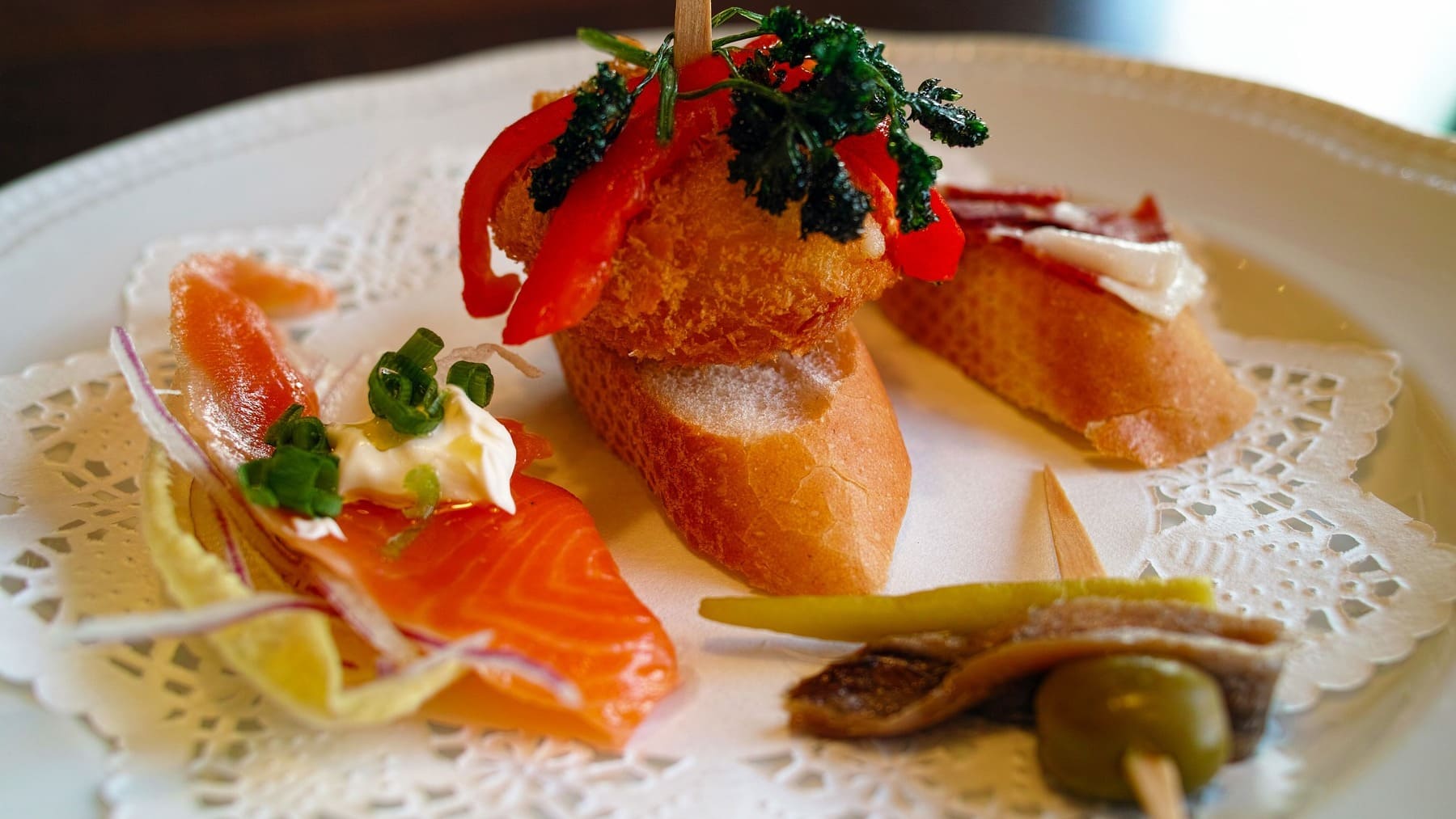 Los bares de Madrid dónde tomar el mejor aperitivo este domingo