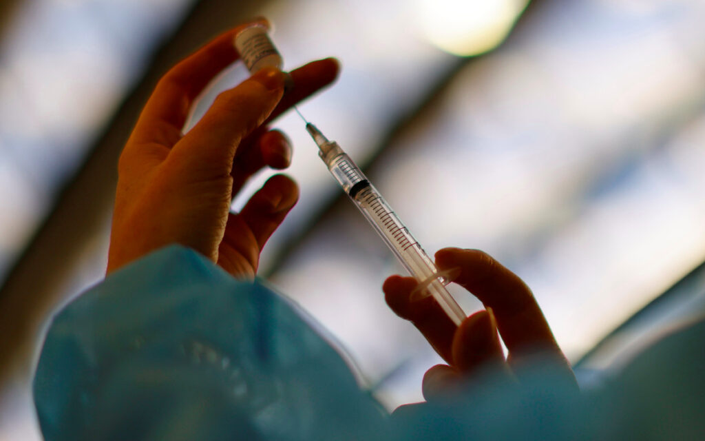 Miembros de la Guardia Nacional sin vacunar no cobrarán, alerta jefe del Pentágono