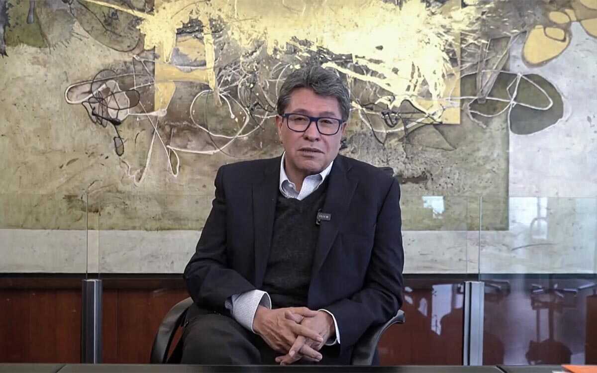 ‘Nadie se enoje, no me voy a ir de Morena’, advierte Ricardo Monreal ante críticas