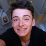 Noah Schnapp de Stranger Things y su familia reaccionan a la carta de aceptación de la universidad