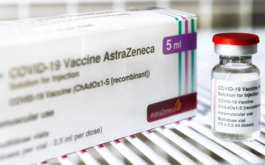 OMS aprueba vacuna Covid-19 fabricada en México y Argentina