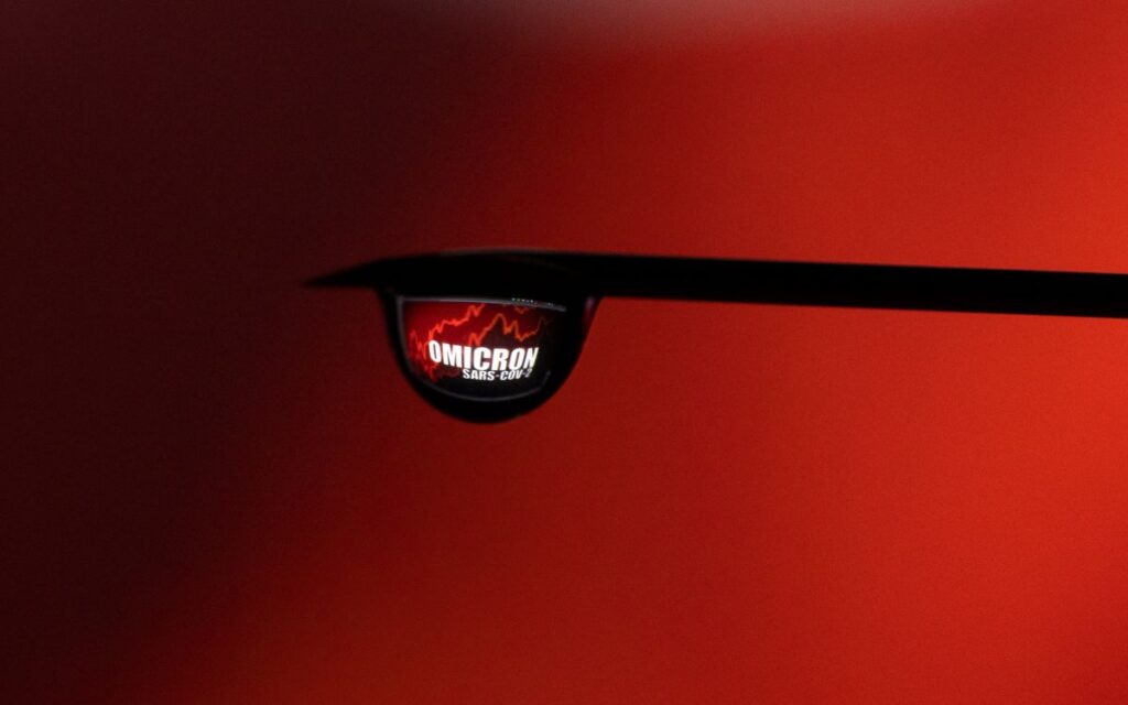 Ómicron se propaga más rápido que delta y ya está en 63 países: OMS