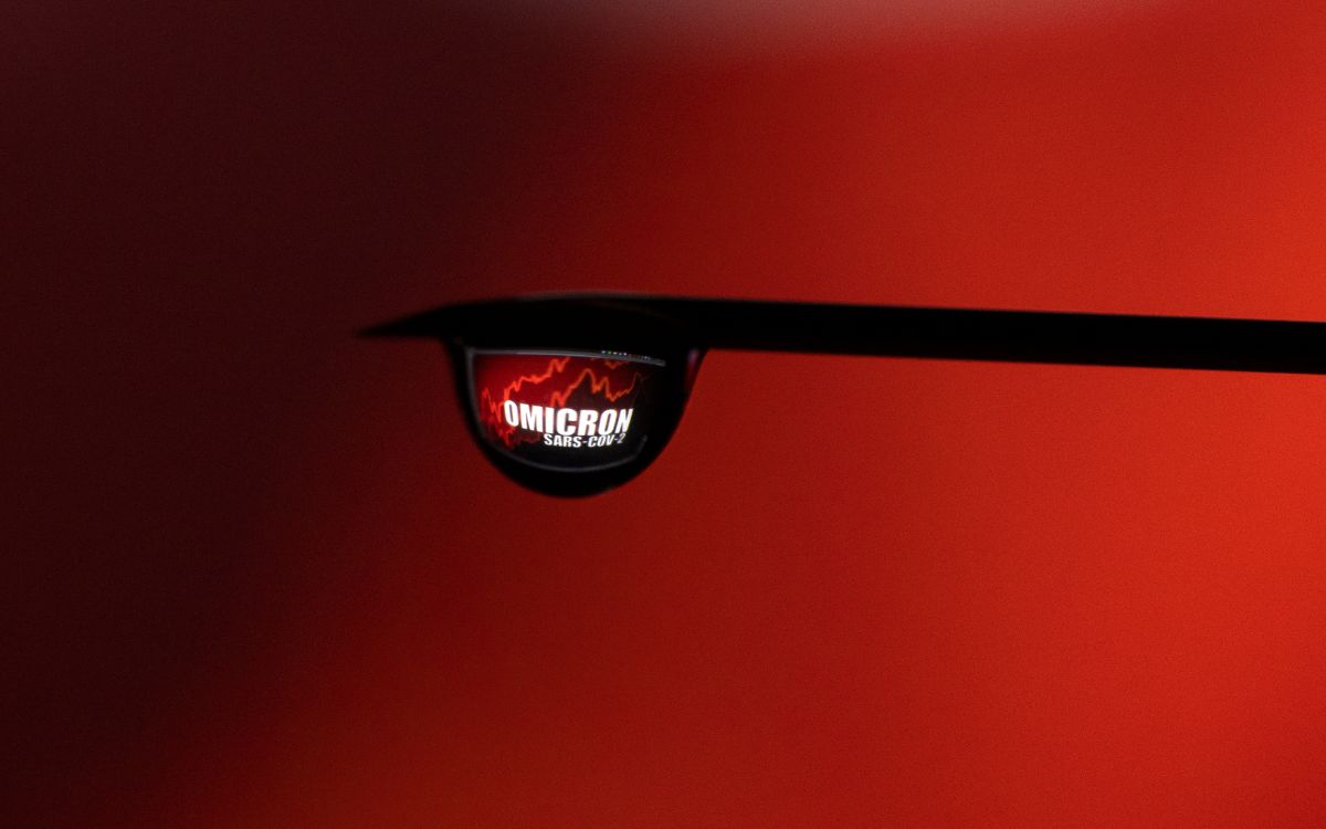 Ómicron se propaga más rápido que delta y ya está en 63 países: OMS