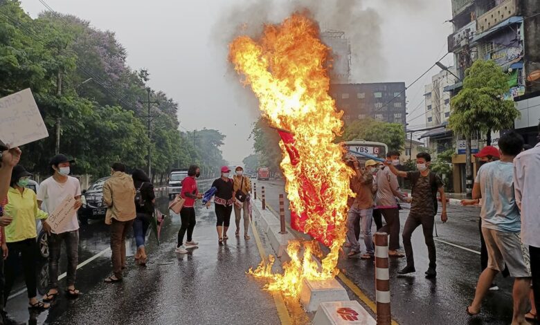 Once civiles mueren quemados en el noroeste de Myanmar, presuntamente a manos del Ejército