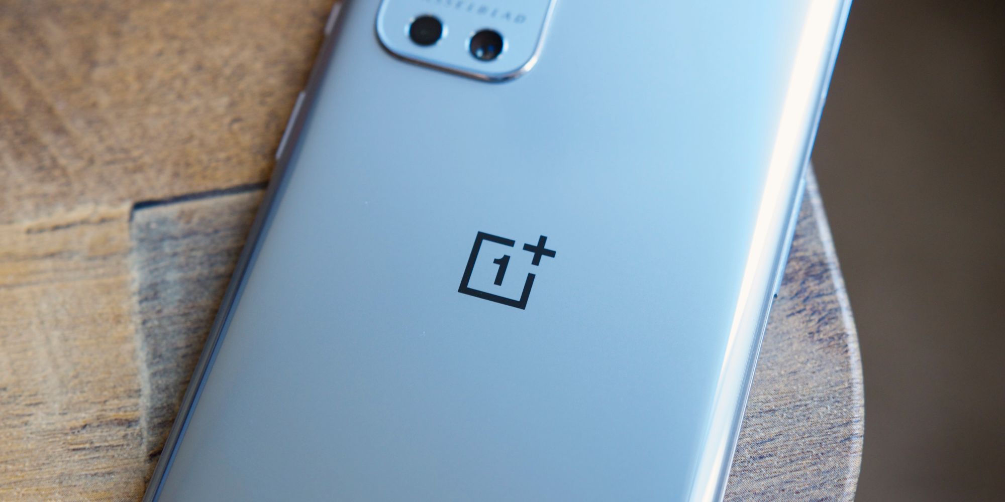 OnePlus está celebrando su octavo cumpleaños con NFT, porque por supuesto que lo es