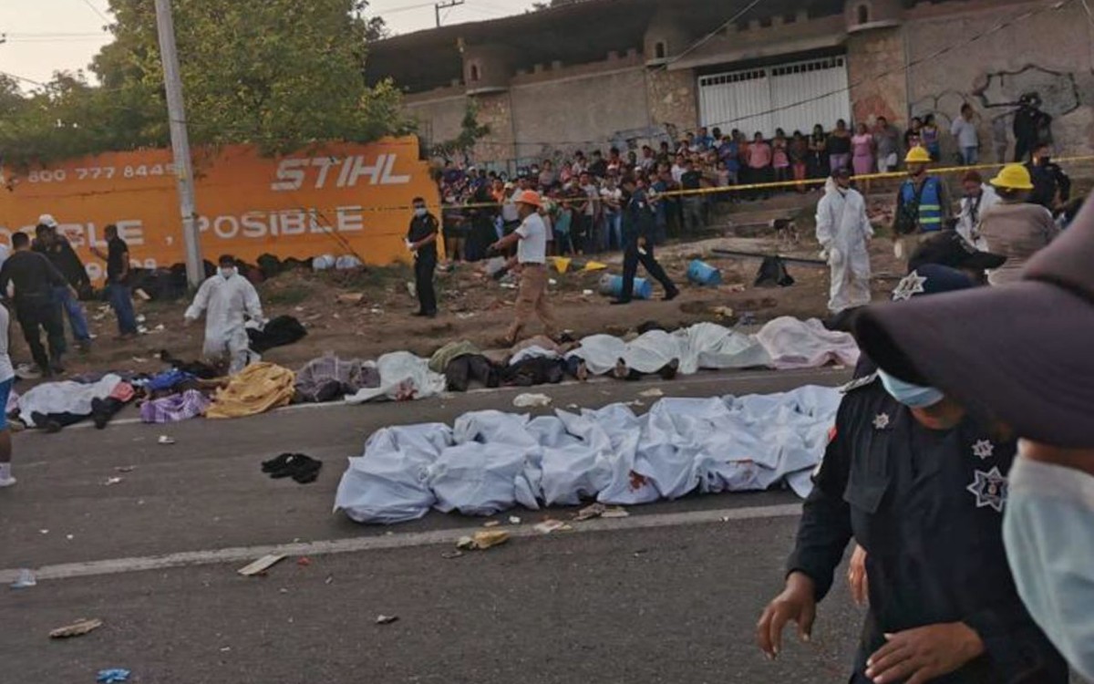 Repatrian cuerpos de 15 guatemaltecos fallecidos por volcadura de tráiler en Chiapas