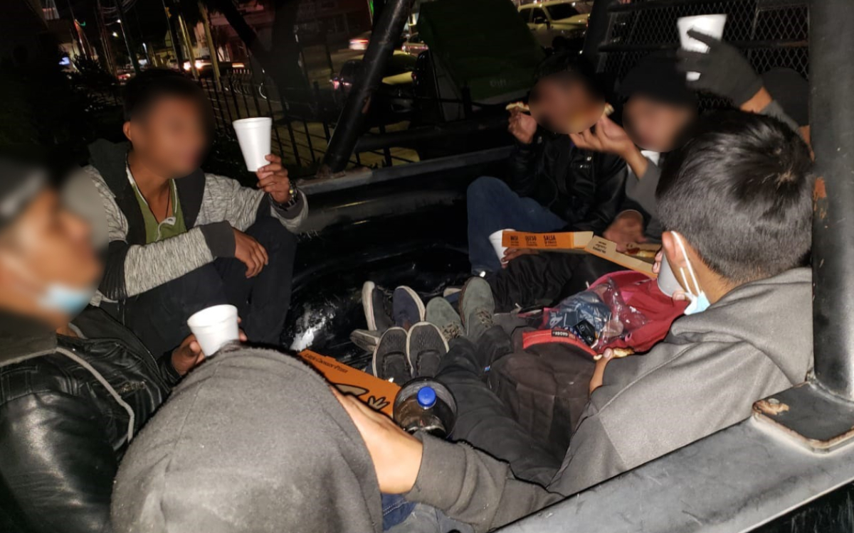 Rescatan a 20 menores guatemaltecos abandonados en Jalisco