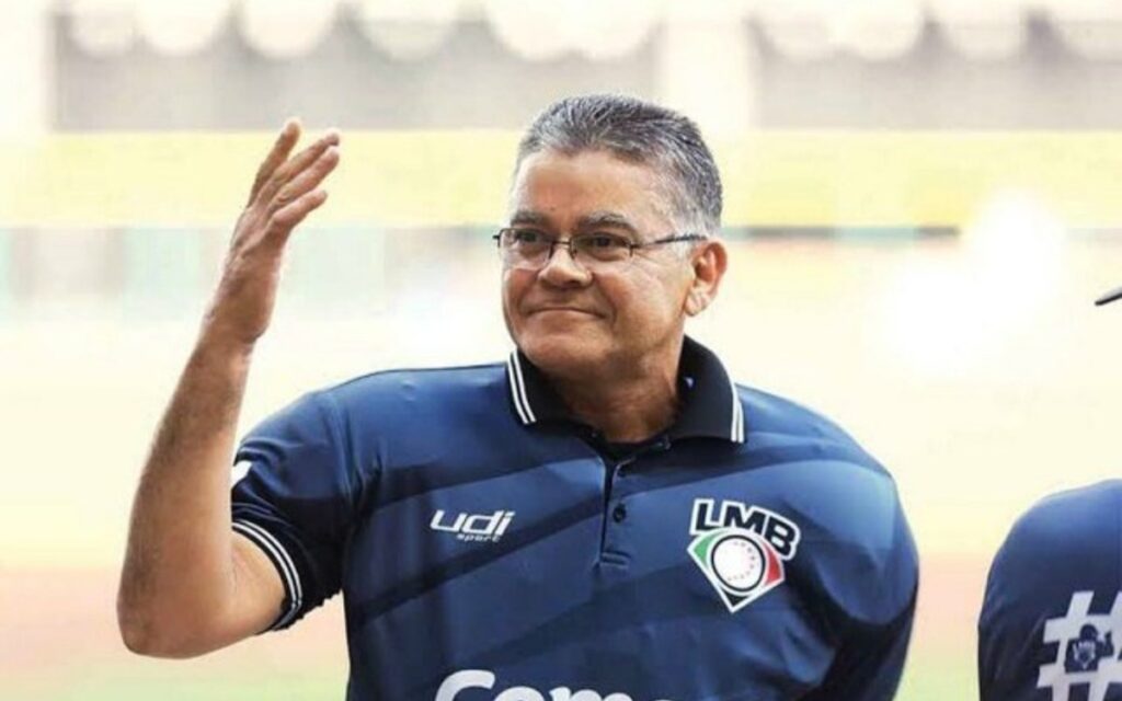 Retiran a umpire alcoholizado y grosero del diamante | Video