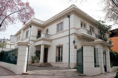 El equipo de Gabriel Boric utilizará algunos espacios del Instituto de Estudios Internacionales de la Universidad de Chile.