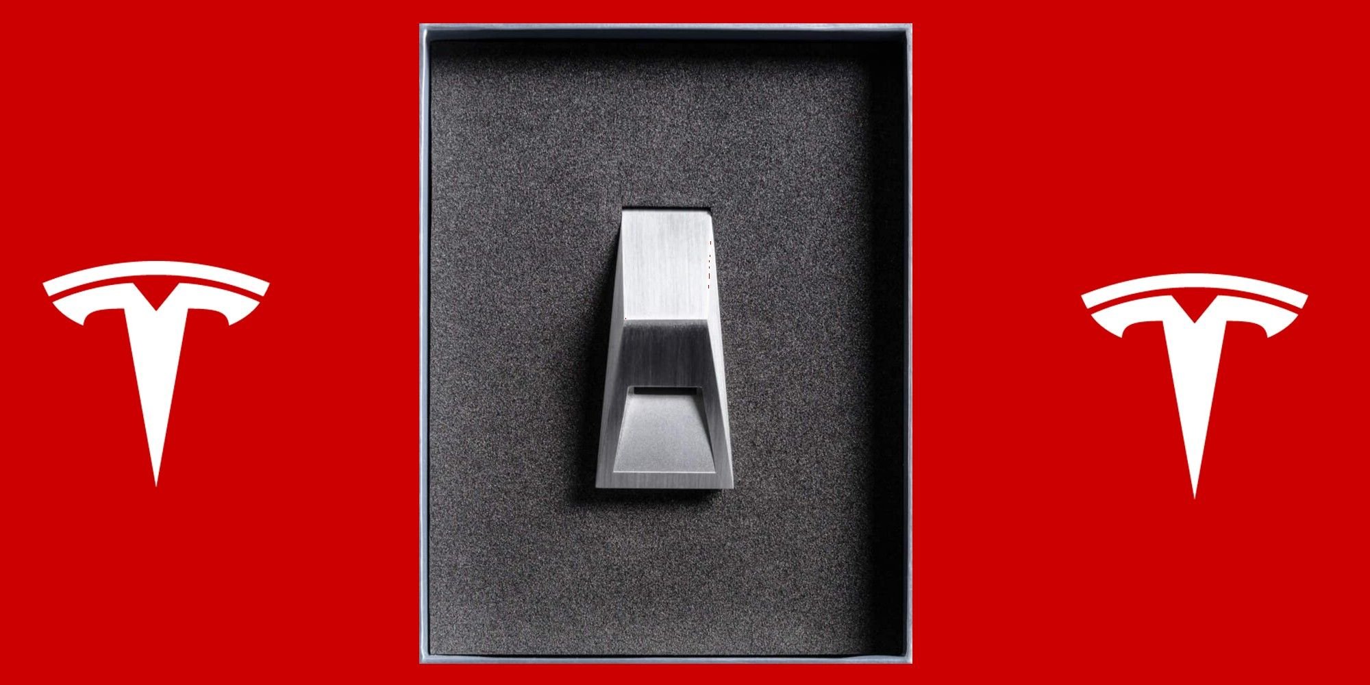 Sí, Tesla ahora tiene un silbato Cybertruck de $ 50 que puedes comprar