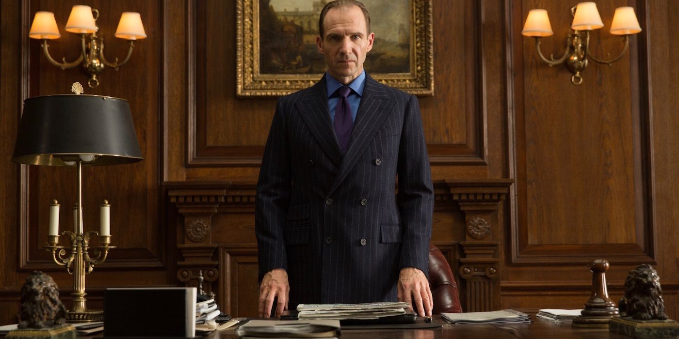 Spectre Cut Twist habría revelado a M de Ralph Fiennes como Blofeld