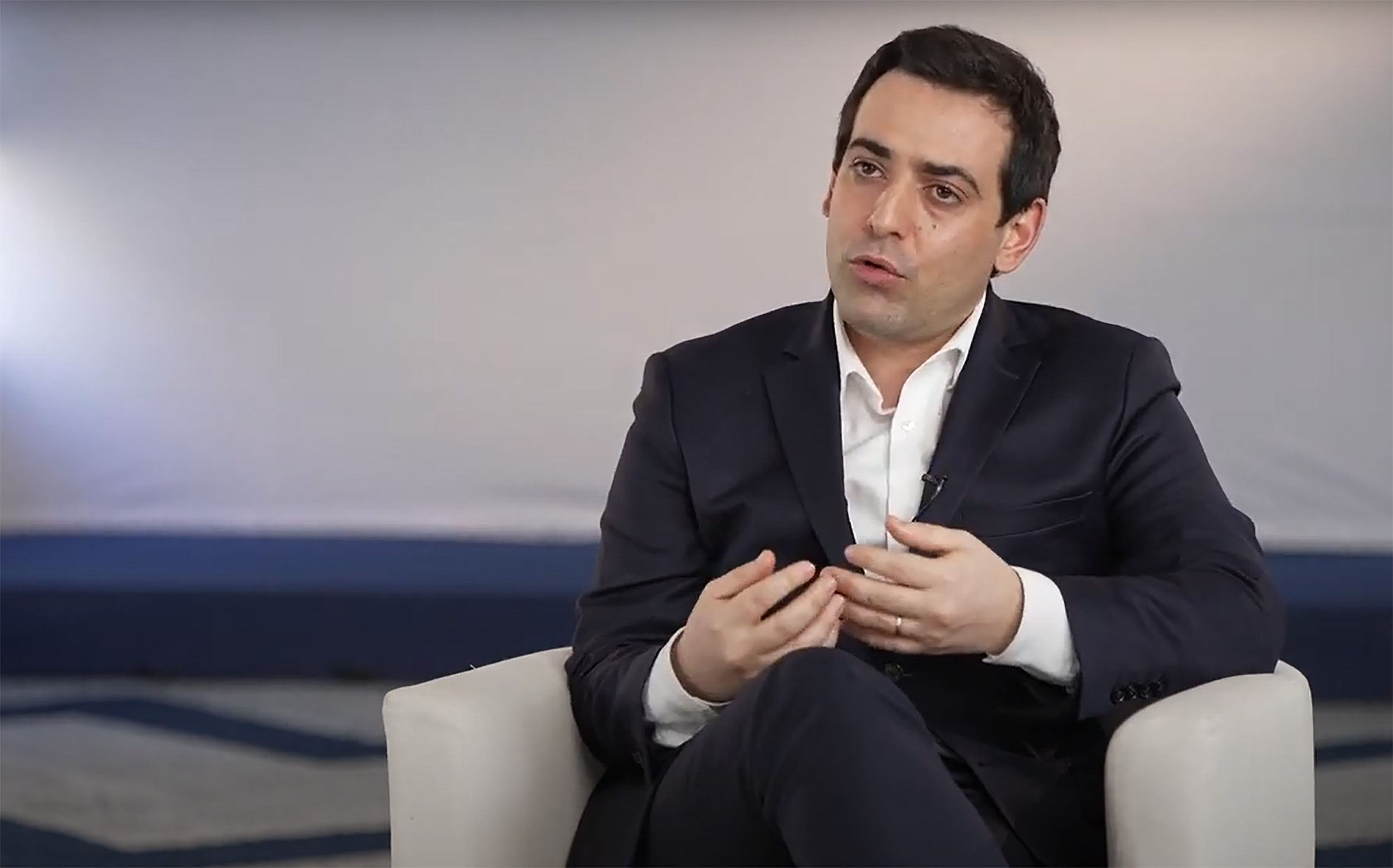 Stéphane Séjourné, líder de los liberales europeos: “Tenemos que dar un combate político a los Estados ultraconservadores”