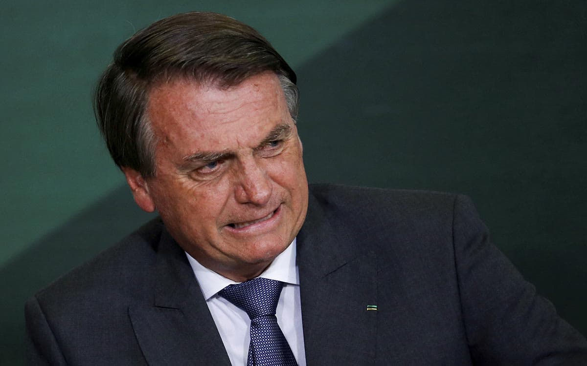 Supremo de Brasil abre investigación a Bolsonaro por relacionar vacuna antiCovid con el sida