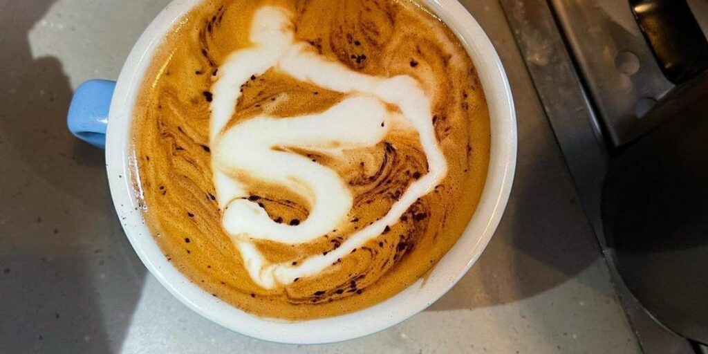 The Flash Movie: Sasha Calle Hypes Supergirl de DCEU en nuevas fotos de BTS