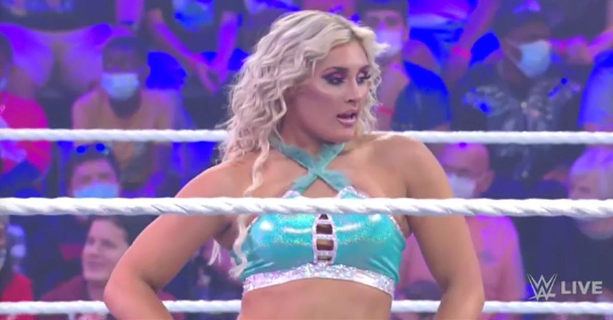 Tiffany Stratton debuta en NXT