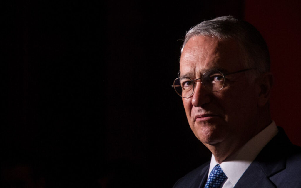 Twitter elimina red de 'bots' de apoyo a Salinas Pliego y de ataque contra Dresser y Berman