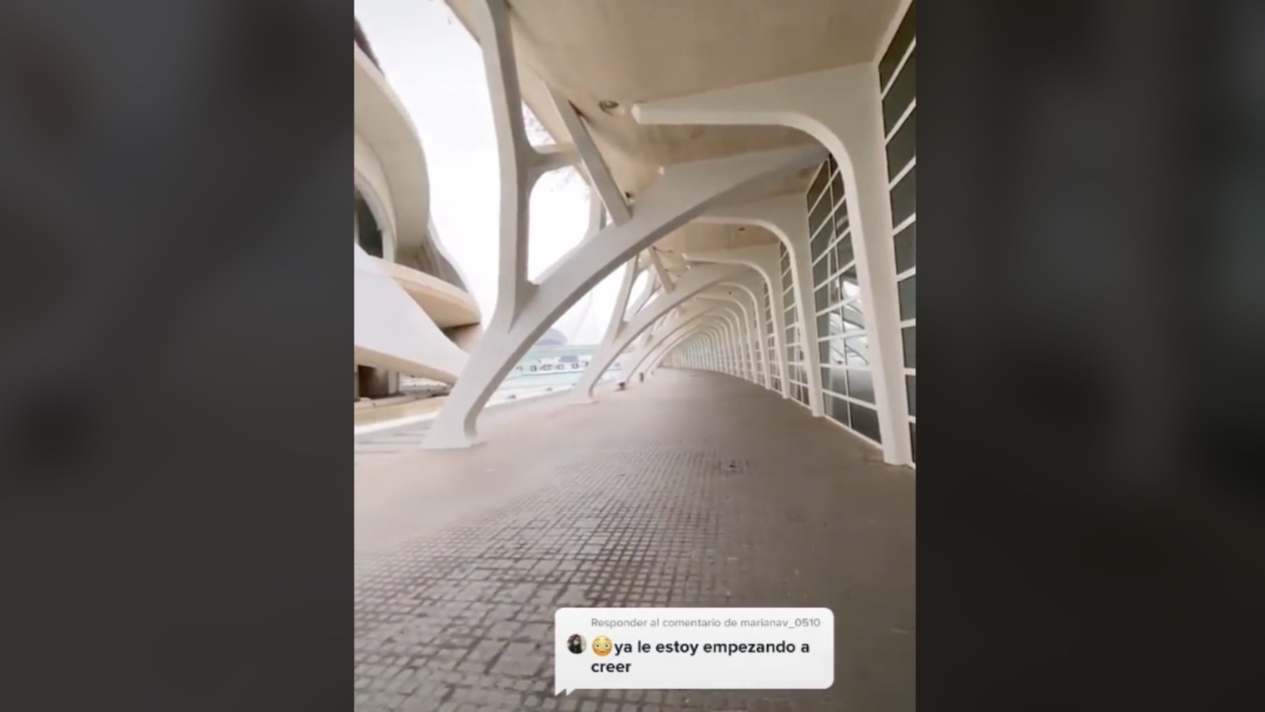 Un tiktoker asegura que vive en el año 2027 y es el ‘único sobreviviente’