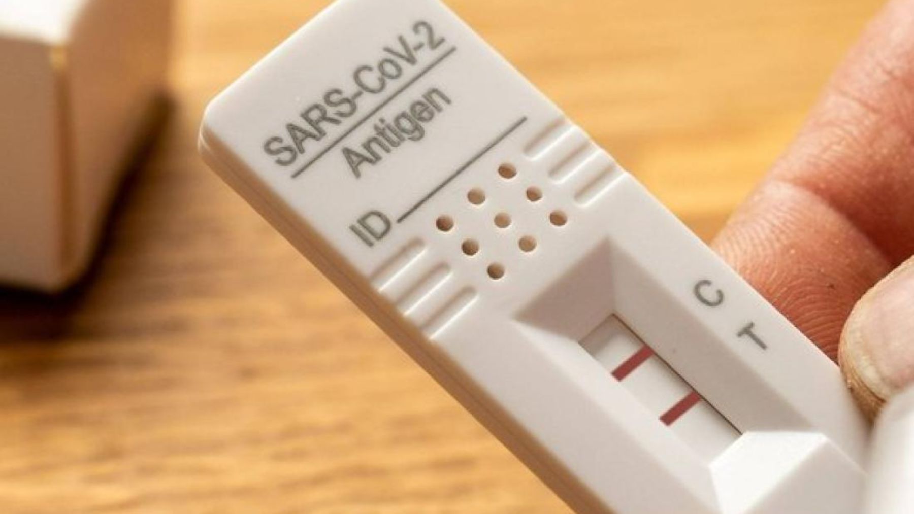 ¿Qué pasa si doy positivo en el test de antígenos de farmacia?