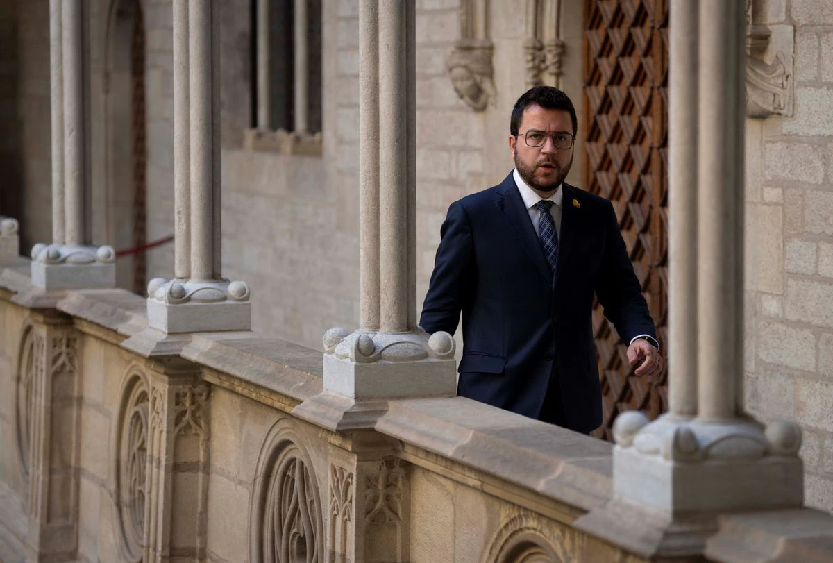Pere Aragonès pide restituir a la Generalitat la capacidad para autorizar los ERE