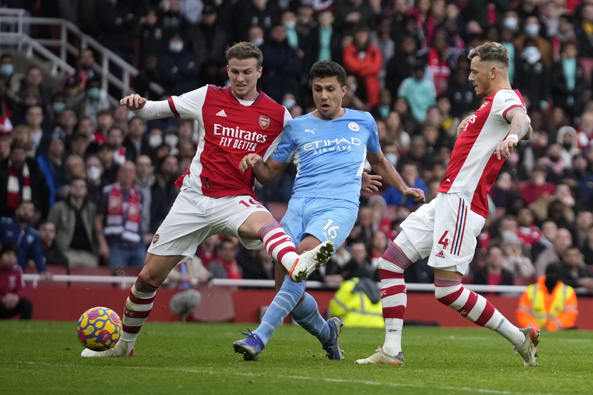 El peor Manchester City tumba al mejor Arsenal