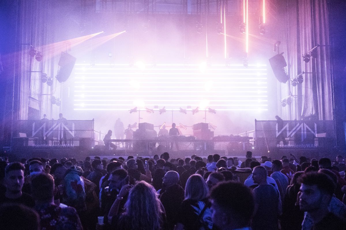 Una ‘rave’ sin normas congrega a 10.000 personas en Leganés