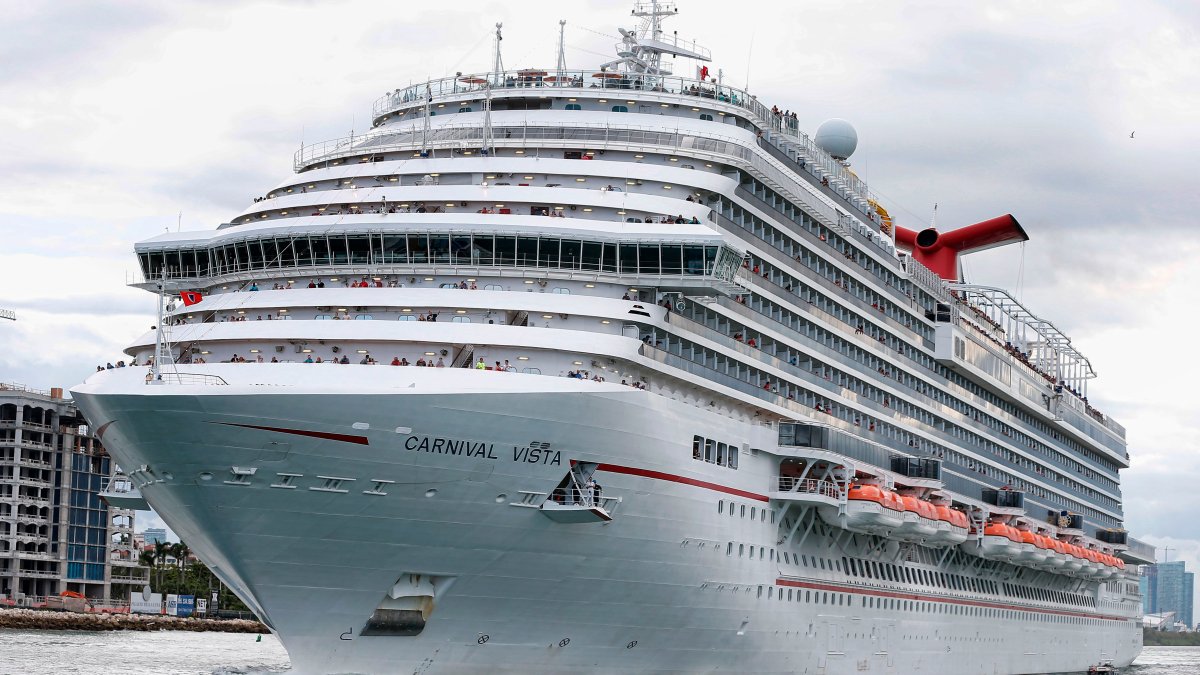 Los CDC recomiendan no viajar en cruceros, independiente del estado de vacunación