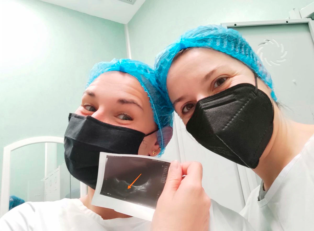 Una pareja de mujeres denuncia que un hospital de Valladolid se negó a registrar a su bebé por ser lesbianas